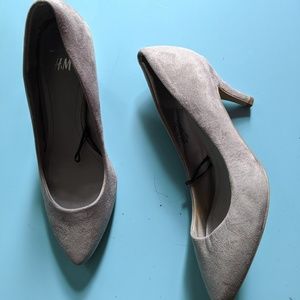Brand NEW Grey Heels